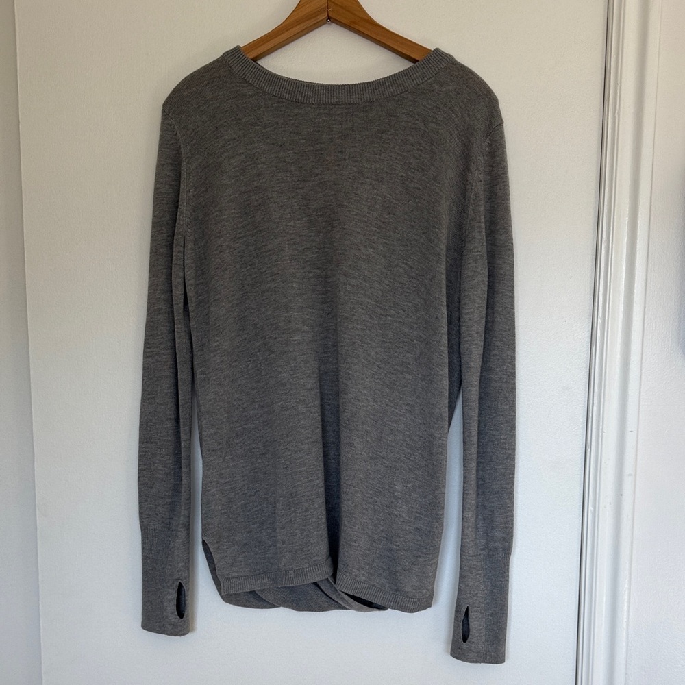 Lululemon Still At Ease Pullover size 6 gray